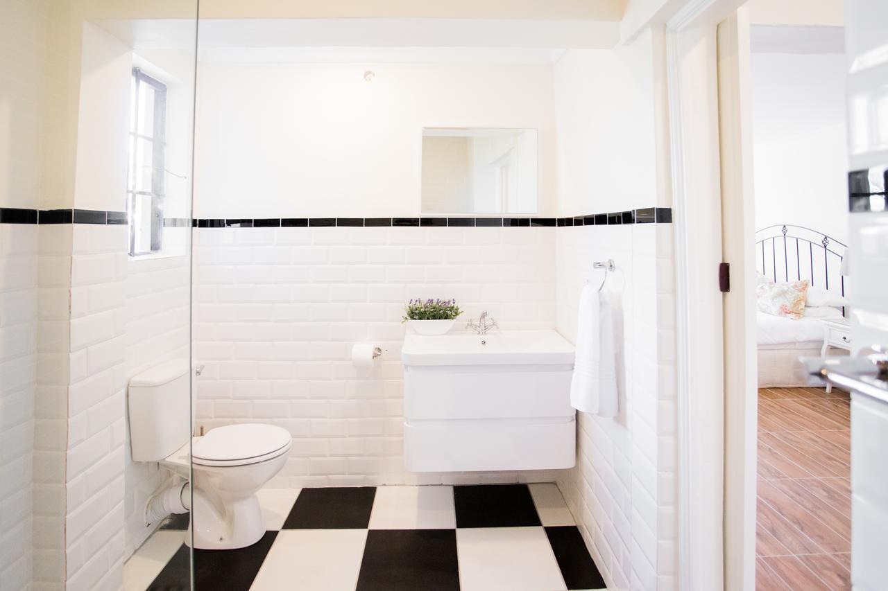 Hathaway Guest House イースト・ロンドン エクステリア 写真